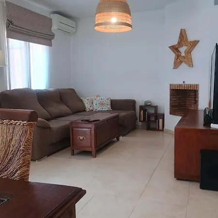 Сasa de vacaciones Casa Familiar Con Patio Privado Y Piscina Comunitaria Cerca De La Playa