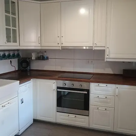 Casa Familiar Con Patio Privado Y Piscina Comunitaria Cerca De La Playa Málaga