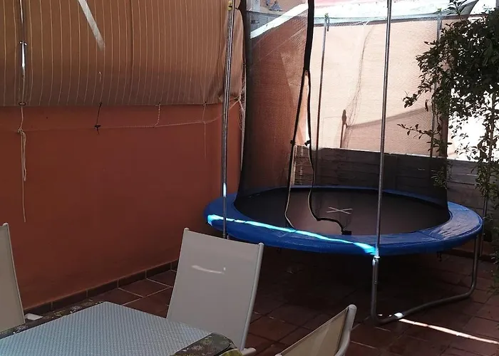 Casa Familiar Con Patio Privado Y Piscina Comunitaria Cerca De La Playa Сasa de vacaciones *