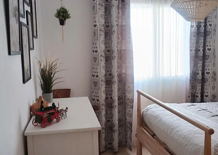 Casa Familiar Con Patio Privado Y Piscina Comunitaria Cerca De La Playa *