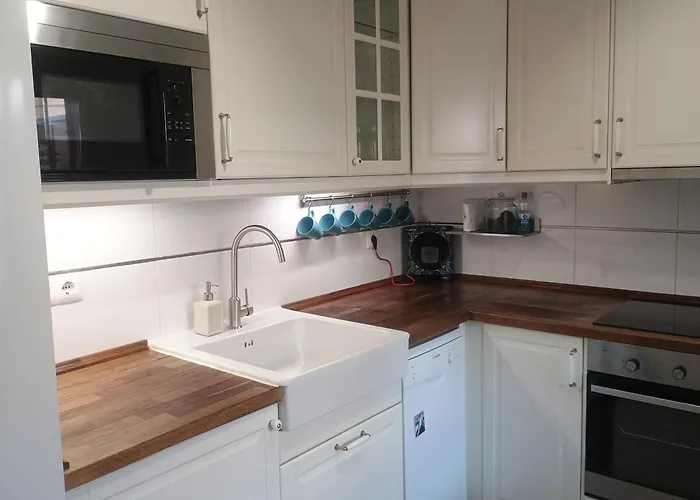 Casa Familiar Con Patio Privado Y Piscina Comunitaria Cerca De La Playa Сasa de vacaciones *